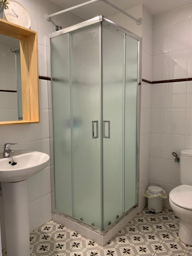 Habitacion Centrica Con Aire Acondicionado Bano Privado Nevera Cadaqués Exterior photo